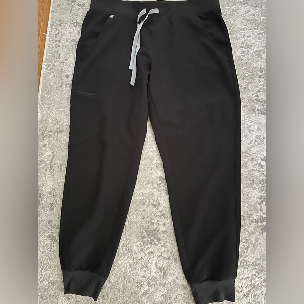 Womens Figs Zamora Joggers Black
